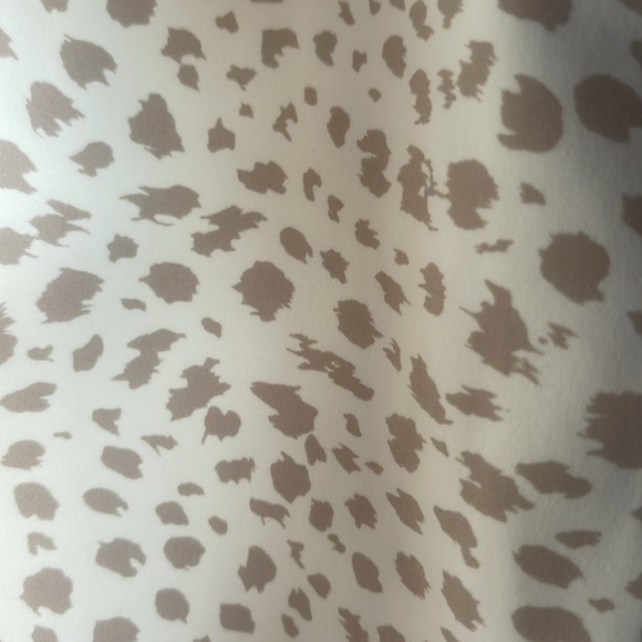 Tavi NWT 7/8 Length Leggings in Dune Lynx - Picture 2 of 2